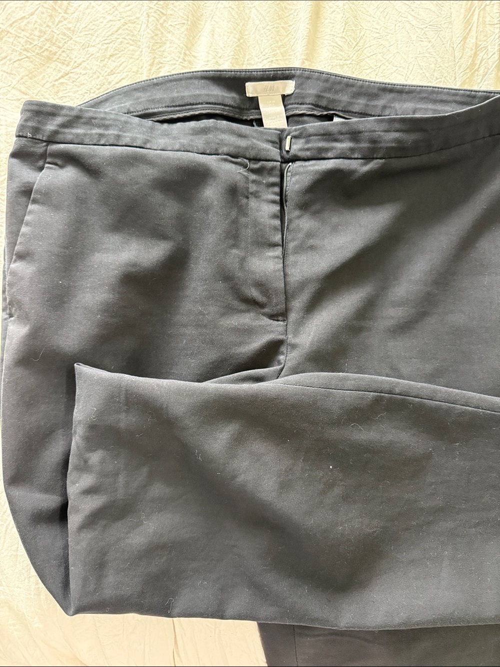 H&M Black Straight Capris